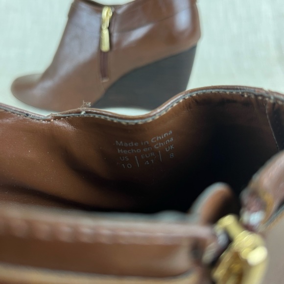 CALL IT SPRING W Size 10 zip-up Brown Wedged Bootie - Picture 8 of 9